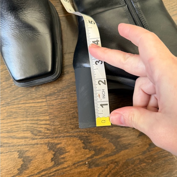 NWB Vagabond Edwina Leather Block Heel Boots - Picture 10 of 11